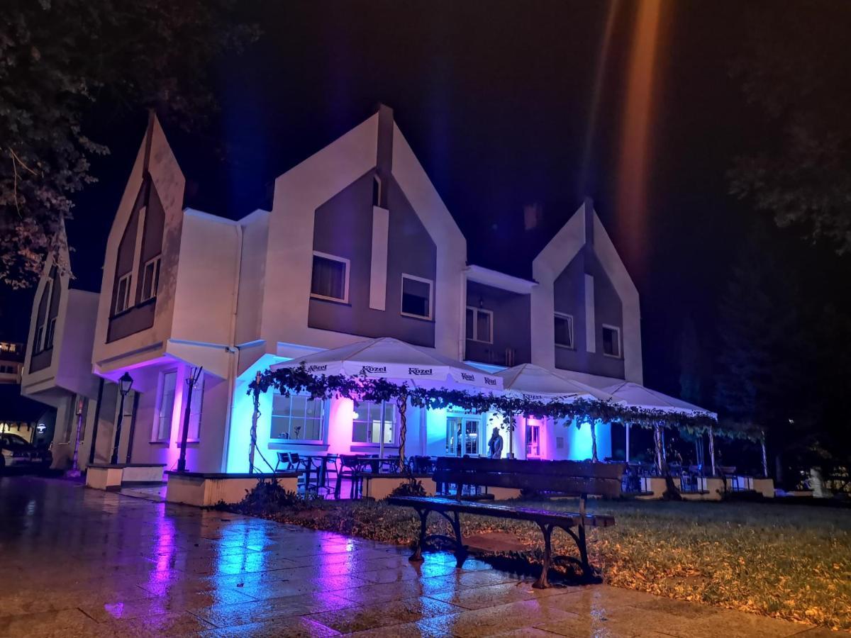 Parkova - Pokoje Hotelowe Goldap Exterior photo